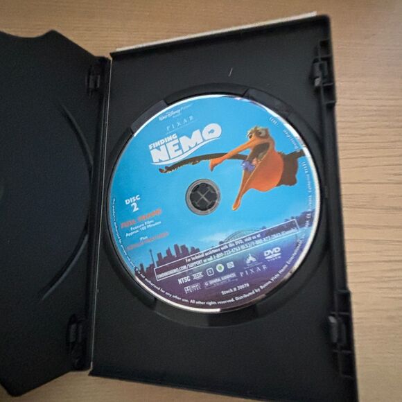 Disney Pixar Finding Nemo DVD - Picture 3 of 5